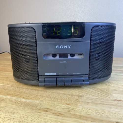 Radio sveglia lettore cassette
